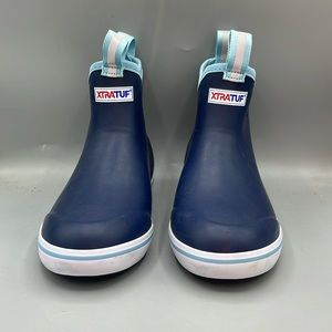 Xtratuf‎ boots
